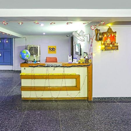 Fabhotel White House Bnb - Nr Yashobhoomi Convention Centre دلهي المظهر الخارجي الصورة