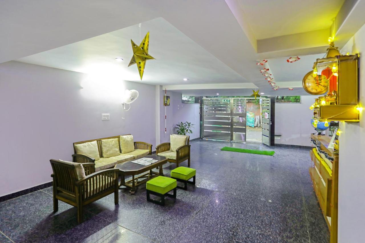 Fabhotel White House Bnb - Nr Yashobhoomi Convention Centre دلهي المظهر الخارجي الصورة